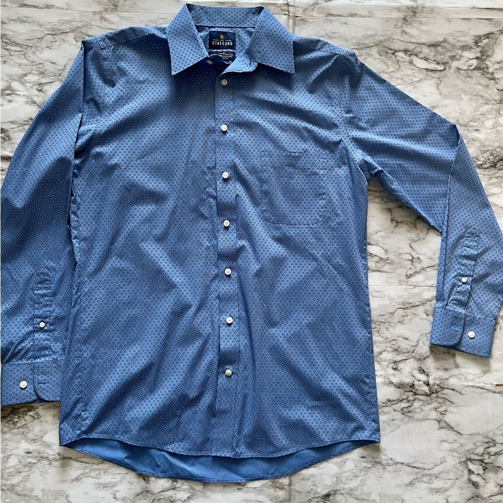 Stafford Travel mens Sun Pattern Blue dress shirts 15.5 (34-35)